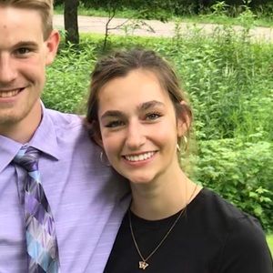 Meet your Posher, Mackenzie